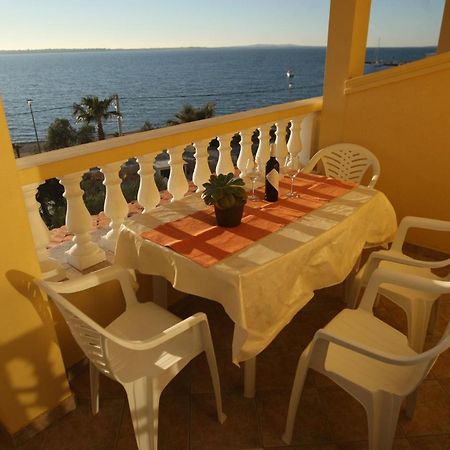 Apartments Mladen Vrsi Εξωτερικό φωτογραφία