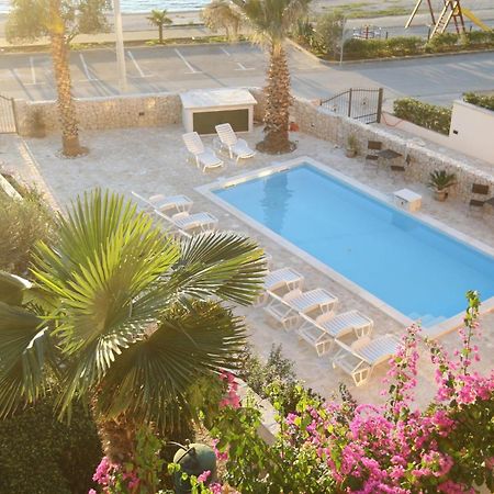 Apartments Mladen Vrsi Εξωτερικό φωτογραφία