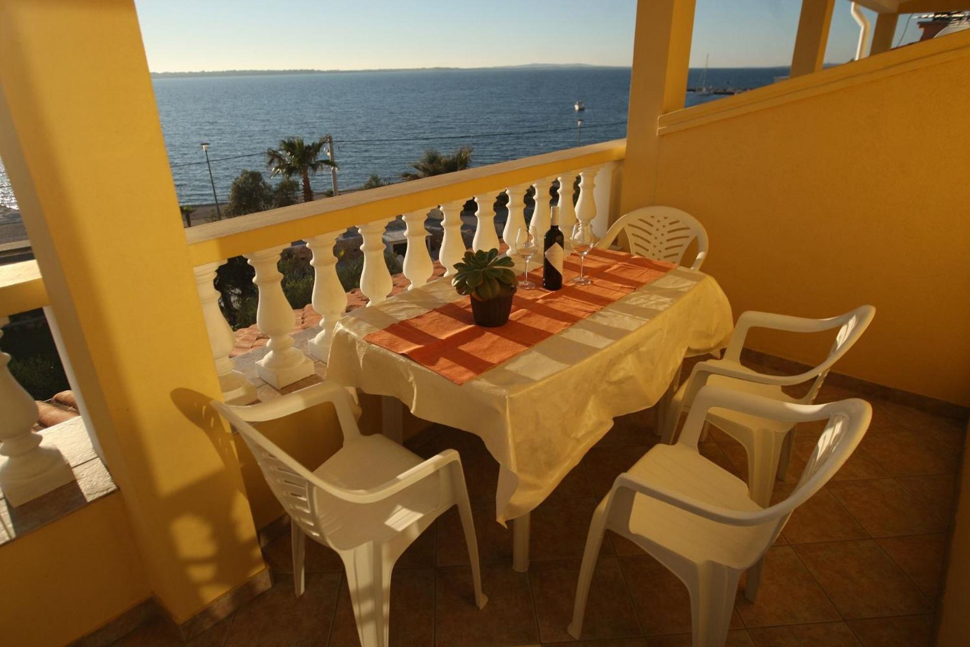 Apartments Mladen Vrsi Εξωτερικό φωτογραφία