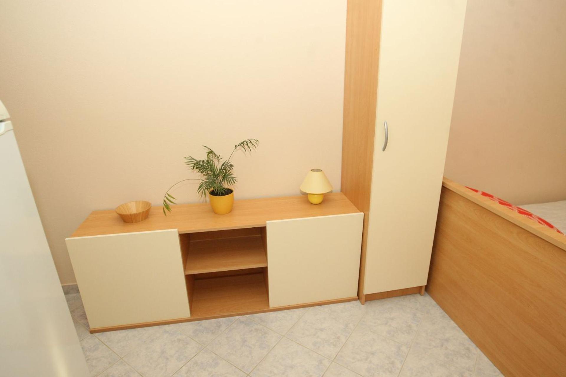 Apartments Mladen Vrsi Εξωτερικό φωτογραφία