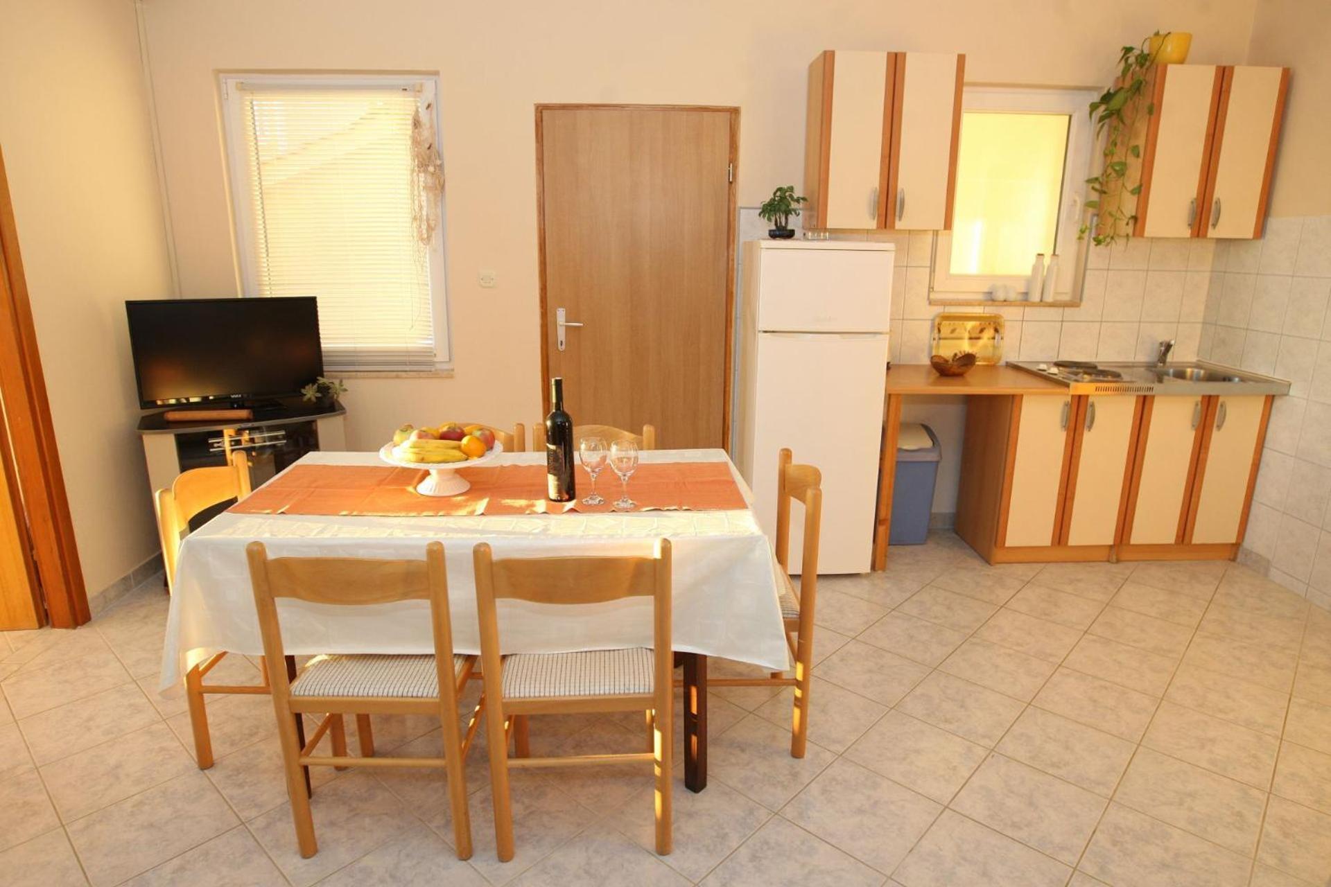 Apartments Mladen Vrsi Εξωτερικό φωτογραφία