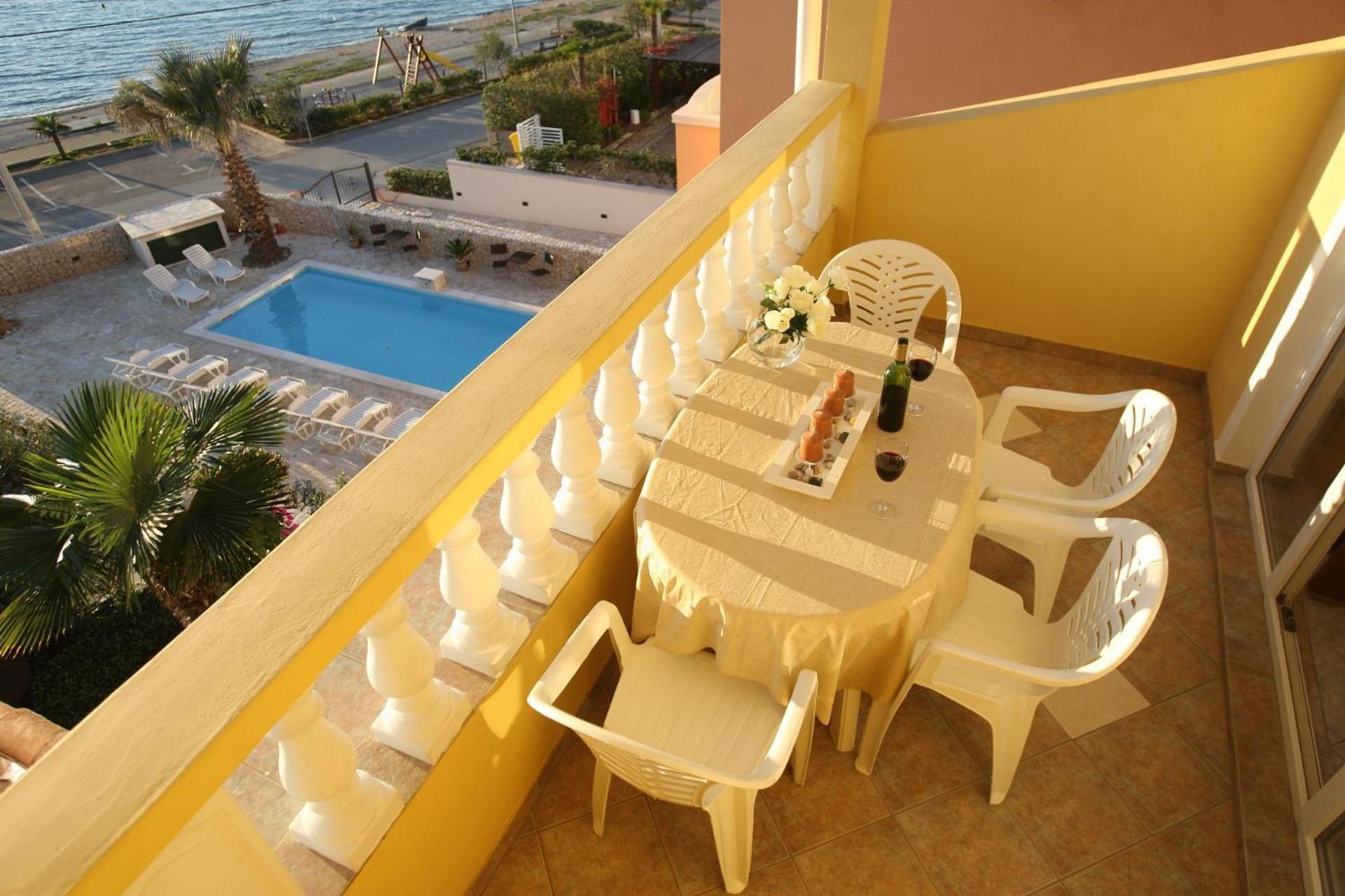 Apartments Mladen Vrsi Εξωτερικό φωτογραφία